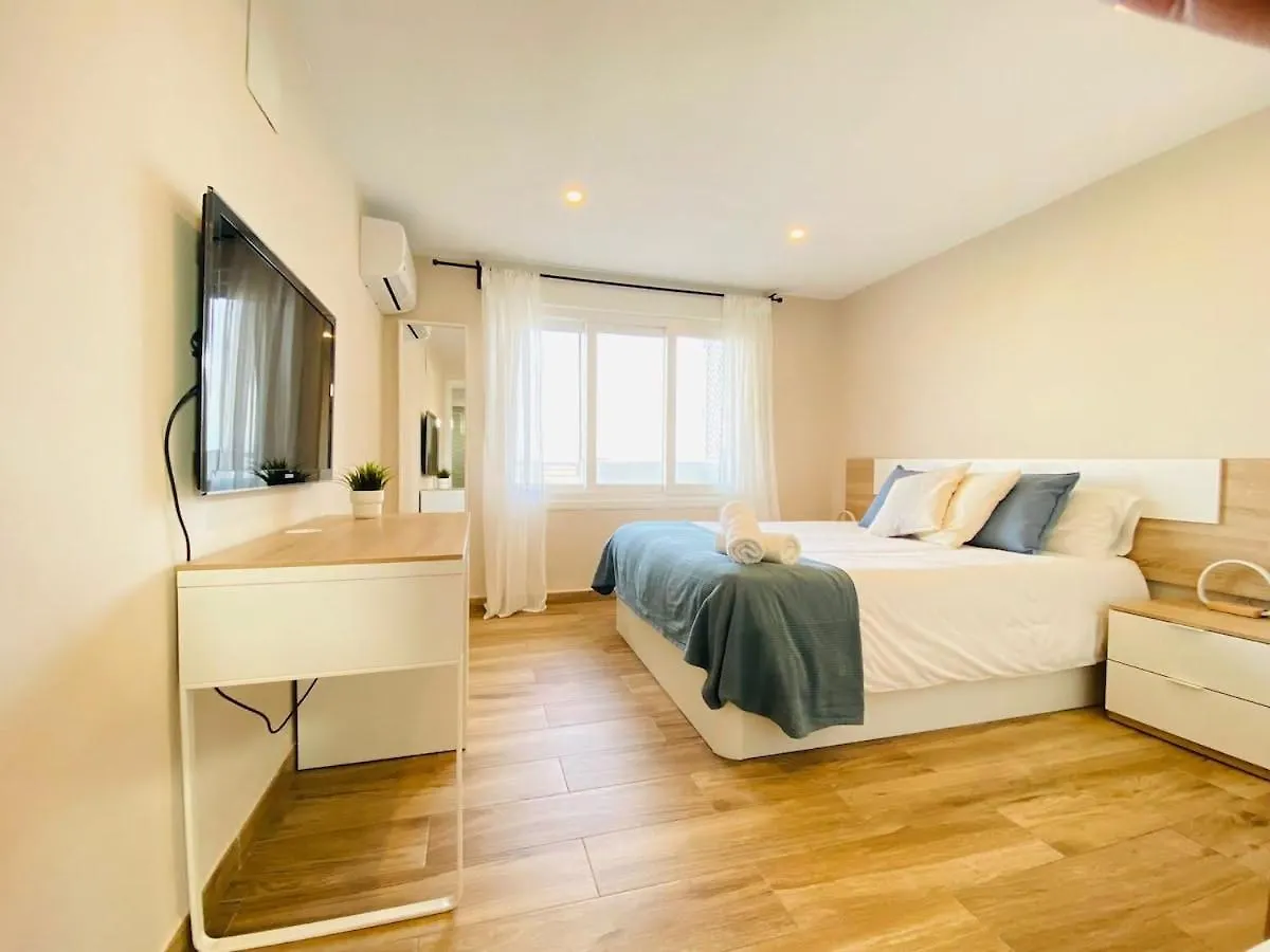 Moderno Apartamento Con Vistas Al Mar -Benalmádena Spagna