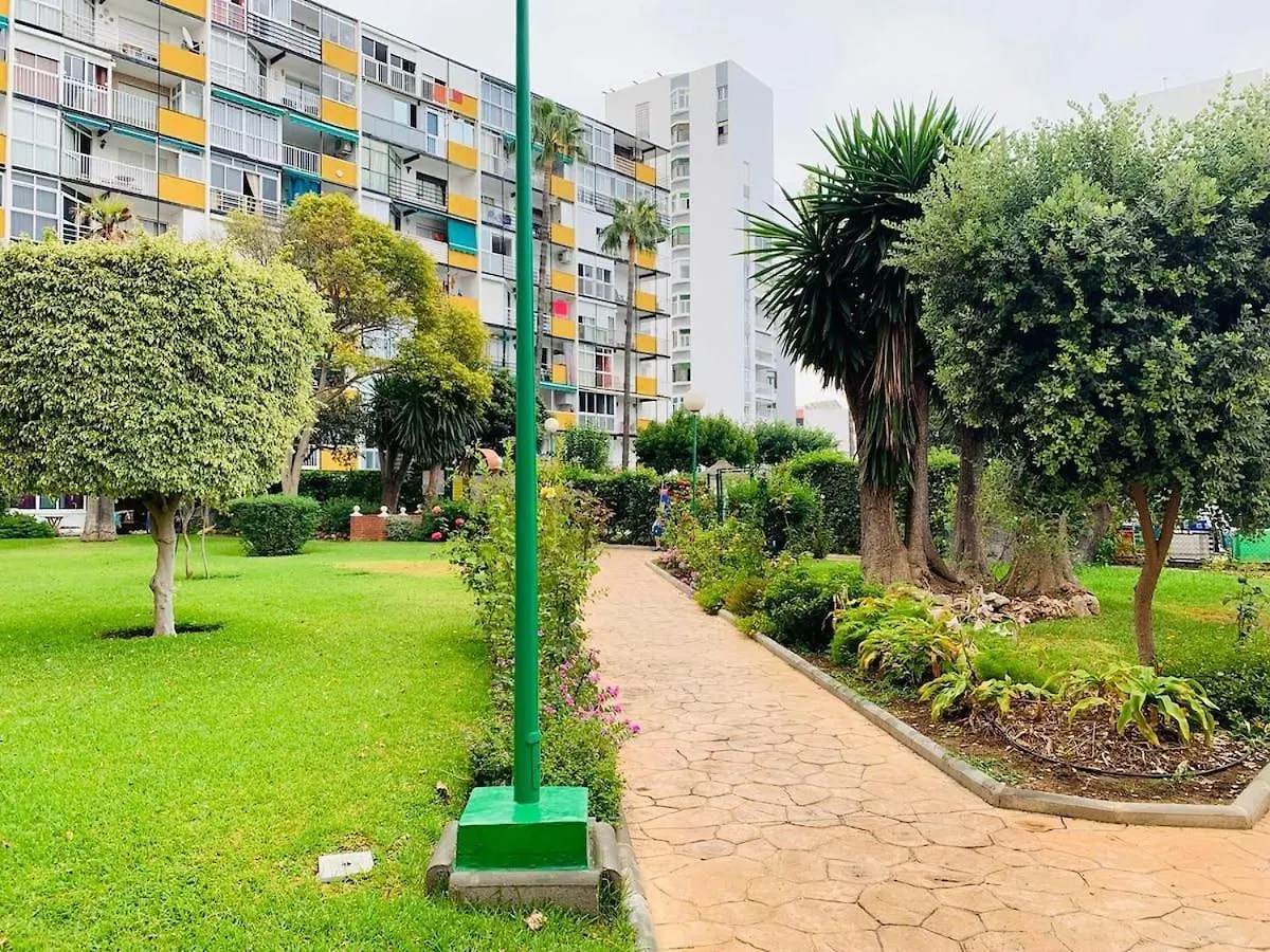 Moderno Apartamento Con Vistas Al Mar -בנאלמדנה