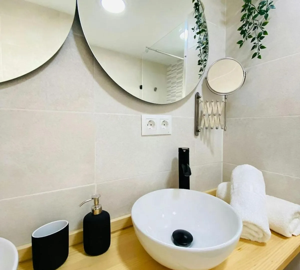 Moderno Apartamento Con Vistas Al Mar -בנאלמדנה דירה