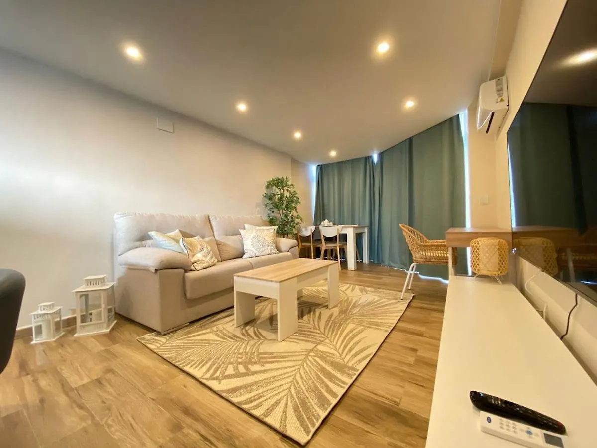 Moderno Apartamento Con Vistas Al Mar -בנאלמדנה דירה